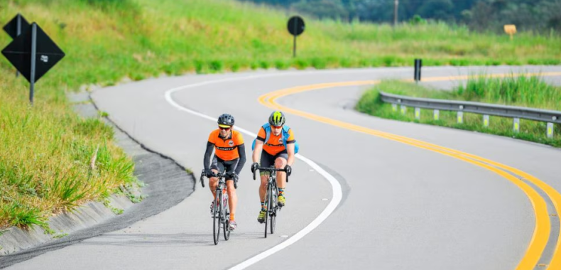 Ciclismo Os melhores horários na estrada para um passeio seguro